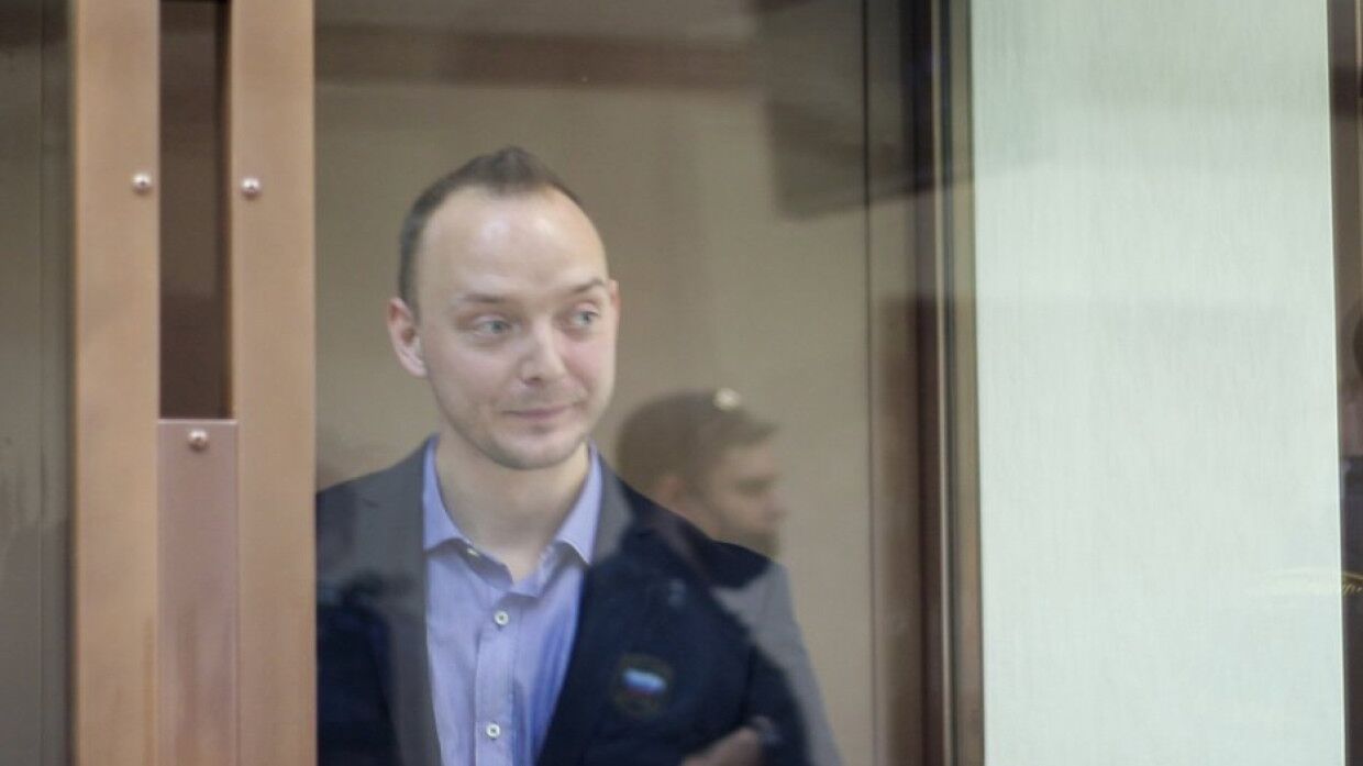 Кремль отказался комментировать интервью обвиняемого в госизмене журналиста Сафронова